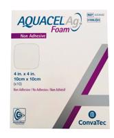 Convatec Aquacel Ag Foam Neadhezivní pěnové krytí s technologií hydrofiber a se stříbrem, 10 ks Rozměr: 5x5 cm